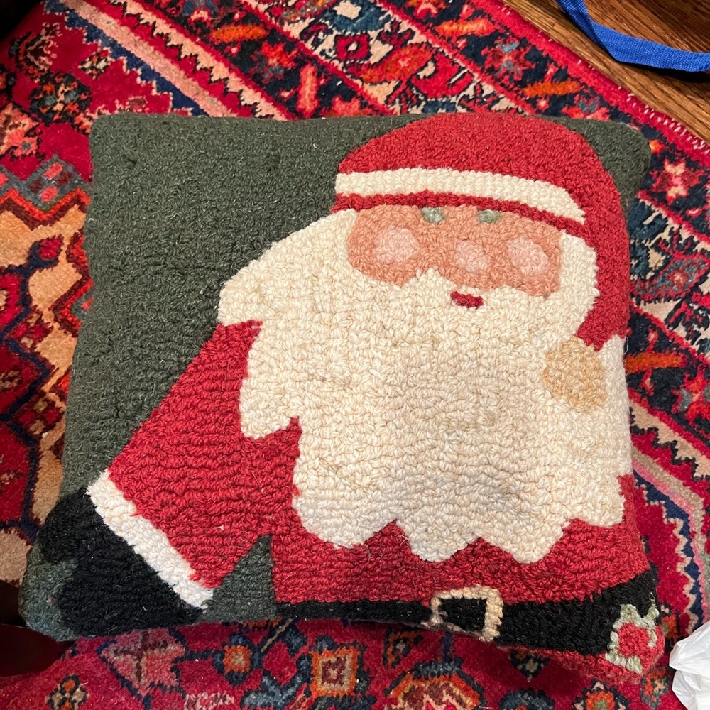 Chandler4Corners hooked wool Santa pillow 18x18"